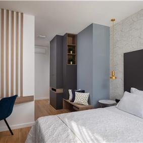 Luxury Beachfront Villa with Heated Infinity Pool near Trogir, Sleeps 8